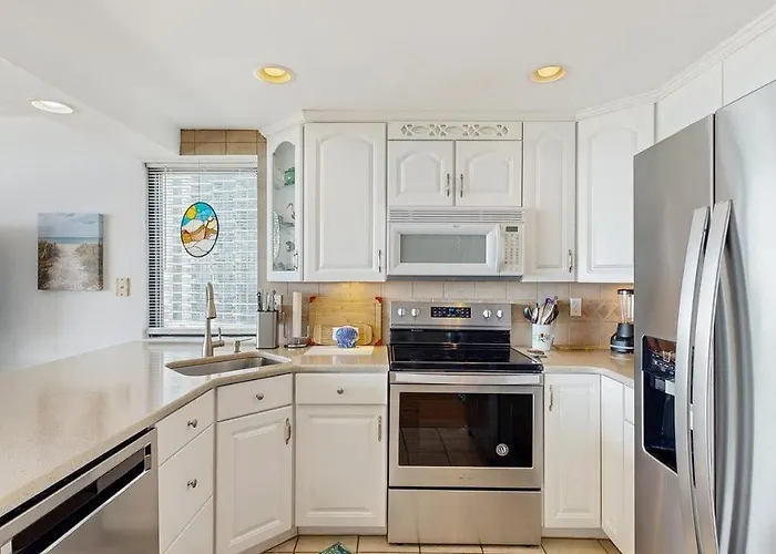 Fountainhead Towers 601 - Steps To The - Oceanfront With Pool Balconies & Ac Holiday home *