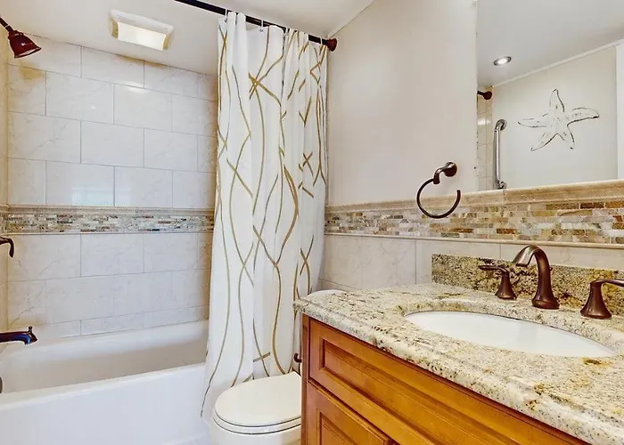 Fountainhead Towers 601 - Steps To The - Oceanfront With Pool Balconies & Ac Holiday home